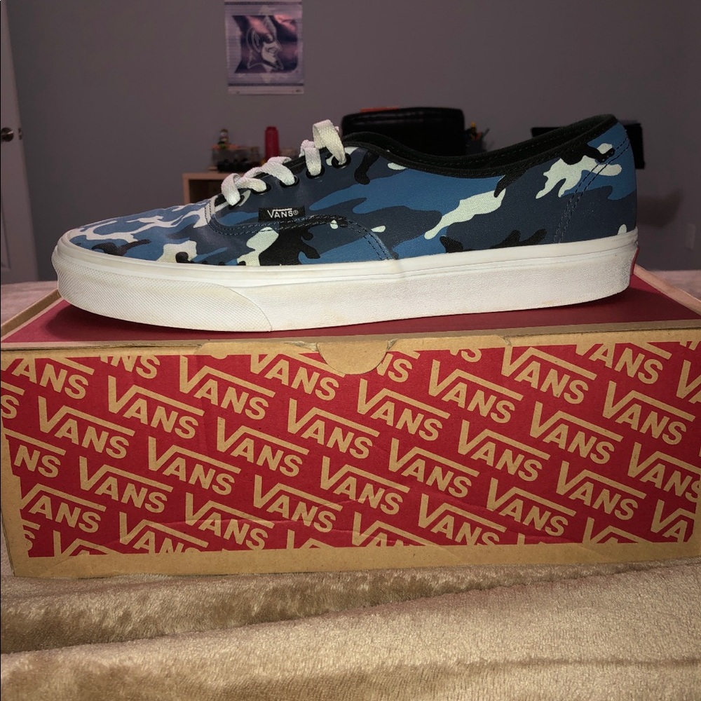 VANS CAMO AUTHENTICS